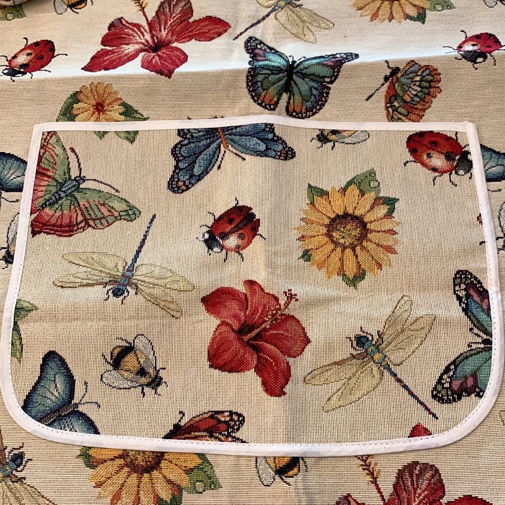 Apron and Mitten Set from Italy - Picture 3 of 10